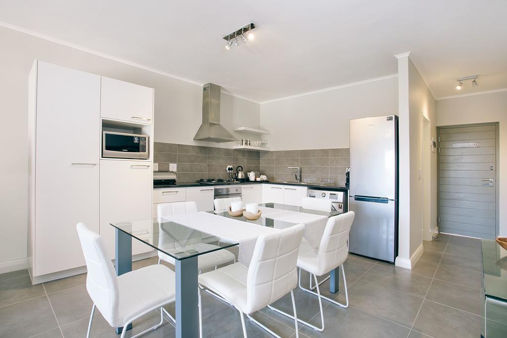 Superior Mayfair Apartment